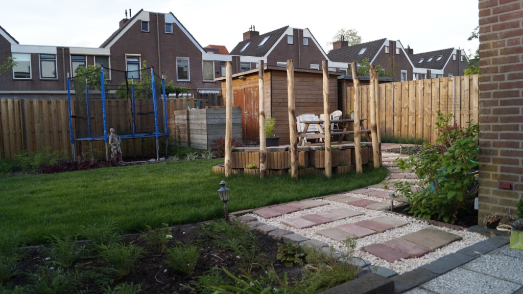 Rond de vuurplaats Vicas Tuinontwerpen