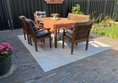 Tuinontwerp met zwembad - terras keramische tegels en klinkers - tuinarchitect Woerden Montfoort Utrecht